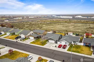 682 L St SE, Ephrata, WA 98823 - Photo 2