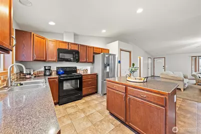 682 L St SE, Ephrata, WA 98823 - Photo 18