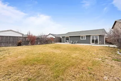 682 L St SE, Ephrata, WA 98823 - Photo 38