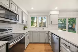 649 Washington Pl SW, Mukilteo, WA 98275 - Photo 10