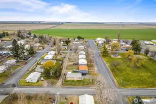 705 W 9th St, Warden, WA 98857 - Photo 4