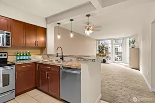 211 Kirkland Ave, Kirkland, WA 98033 - Photo 2