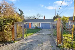 4465 S Rose St, Seattle, WA 98118 - Photo 2