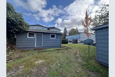 138 N Rainier Avenue, Bremerton, WA 98312 - Photo 4