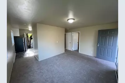 138 N Rainier Avenue, Bremerton, WA 98312 - Photo 6