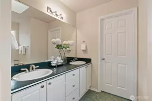 5036 NE 4th Pl, Renton, WA 98059 - Photo 20