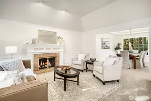 25718 SE 31st Pl, Sammamish, WA 98075 - Photo 6