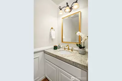 25718 SE 31st Place, Sammamish, WA 98075 - Photo 18