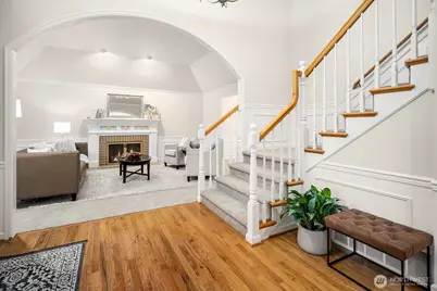 25718 SE 31st Place, Sammamish, WA 98075 - Photo 4