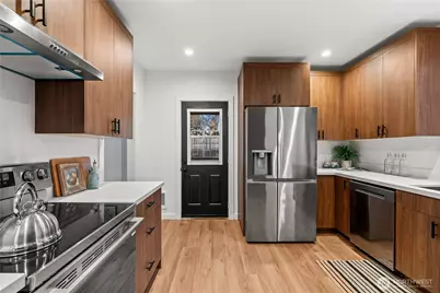 4706 SW Eddy Street, Seattle, WA 98136 - Photo 10