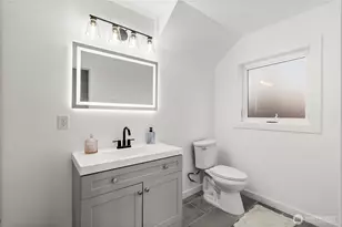 4706 SW Eddy St, Seattle, WA 98136 - Photo 14