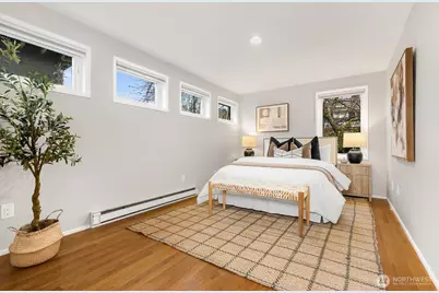 2101 Nob Hill Avenue N #1B, Seattle, WA 98109 - Photo 22