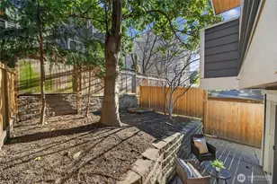 3828 Interlake Ave N, Seattle, WA 98103 - Photo 36