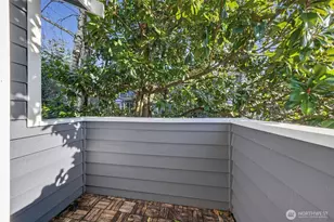 3828 Interlake Ave N, Seattle, WA 98103 - Photo 28