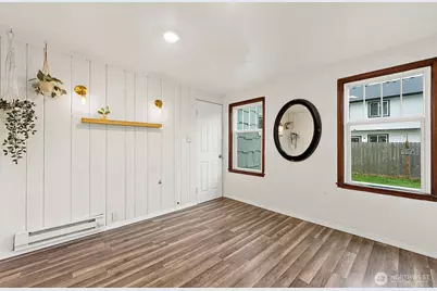 521 114th Street S, Tacoma, WA 98444 - Photo 6