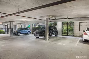 122 S State St, Kirkland, WA 98033 - Photo 18