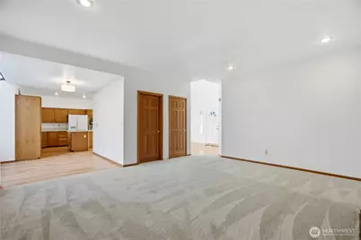 14516 79th Drive SE, Newcastle, WA 98059 - Photo 18