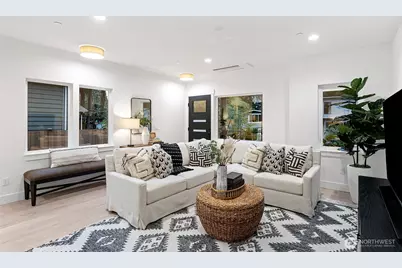 11218 115th Place NE, Kirkland, WA 98033 - Photo 6