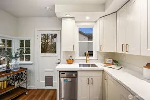 4521 47th Ave SW, Seattle, WA 98116 - Photo 16