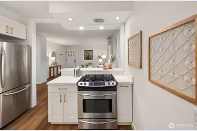 4521 47th Avenue SW, Seattle, WA 98116 - Photo 12