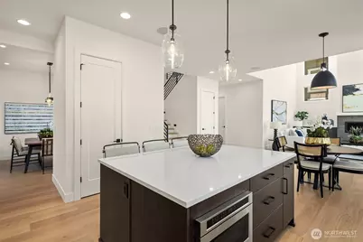 5816 NE 4th Place, Renton, WA 98059 - Photo 12