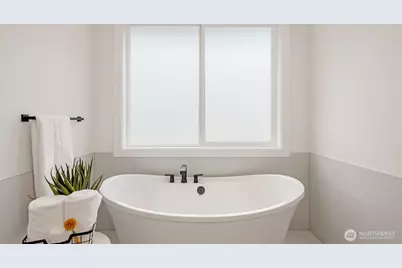 5816 NE 4th Place, Renton, WA 98059 - Photo 22