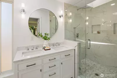 12569 37th Avenue NE, Seattle, WA 98125 - Photo 20