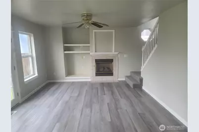 2301 148th Street E, Tacoma, WA 98445 - Photo 4