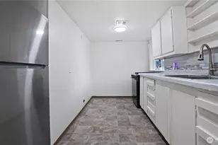 322 S Diamond St, Centralia, WA 98531 - Photo 8