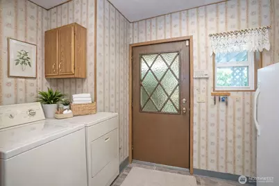 14405 Greenbelt Drive E, Bonney Lake, WA 98391 - Photo 24