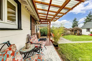 1116 E Marine View Dr, Everett, WA 98201 - Photo 24