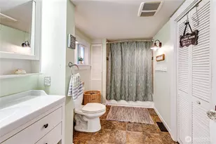 1116 E Marine View Dr, Everett, WA 98201 - Photo 16