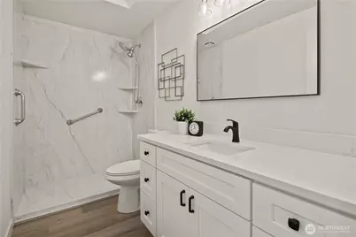 18307 130th Avenue SE, Renton, WA 98058 - Photo 32