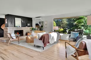 19045 46th Ave NE, Lake Forest Park, WA 98155 - Photo 4