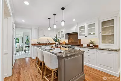 10331 NE 19th Place, Bellevue, WA 98004 - Photo 10