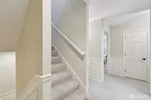 10331 NE 19th Pl, Bellevue, WA 98004 - Photo 20