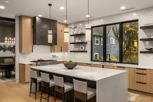 1215 96th Ave SE, Bellevue, WA 98004 - Photo 12