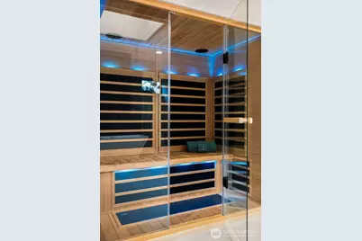 1215 96th Avenue SE, Bellevue, WA 98004 - Photo 28