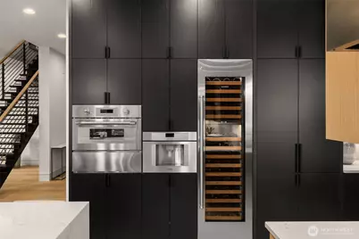 1215 96th Avenue SE, Bellevue, WA 98004 - Photo 16