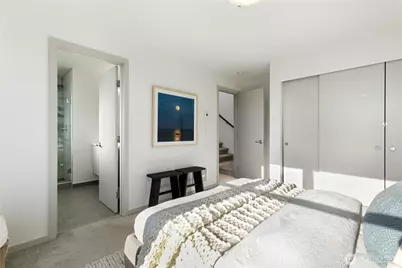 6729 14th Avenue NW #B, Seattle, WA 98117 - Photo 14