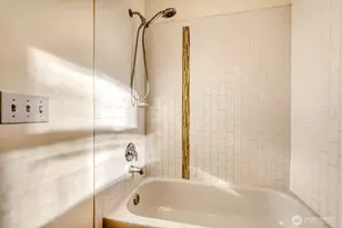 9010 18th Ave SW, Seattle, WA 98106 - Photo 16