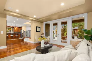 1610 10th St W, Kirkland, WA 98033 - Photo 14