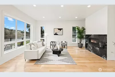 7612 129th Avenue SE, Newcastle, WA 98056 - Photo 4