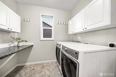 19708 82nd Street Ct E, Bonney Lake, WA 98391 - Photo 16