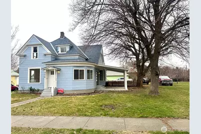 250 W Sixth Street, Waitsburg, WA 99361 - Photo 1