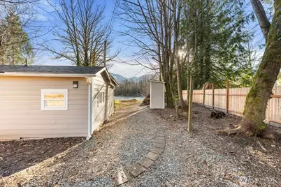 41722 S Shore Drive, Concrete, WA 98237 - Photo 20