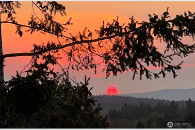 2020 Kansas Avenue, Anacortes, WA 98221 - Photo 14