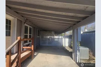 1101 S Scheuber Road #7, Centralia, WA 98531 - Photo 2