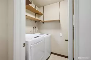 1610 NE 140th St, Seattle, WA 98125 - Photo 20