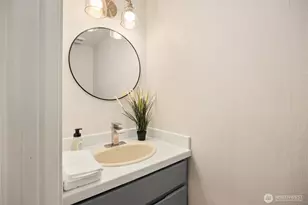 5981 Lynwood Center Rd NE, Bainbridge Island, WA 98110 - Photo 6